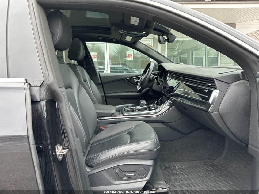 2019 Audi Q8 Premium