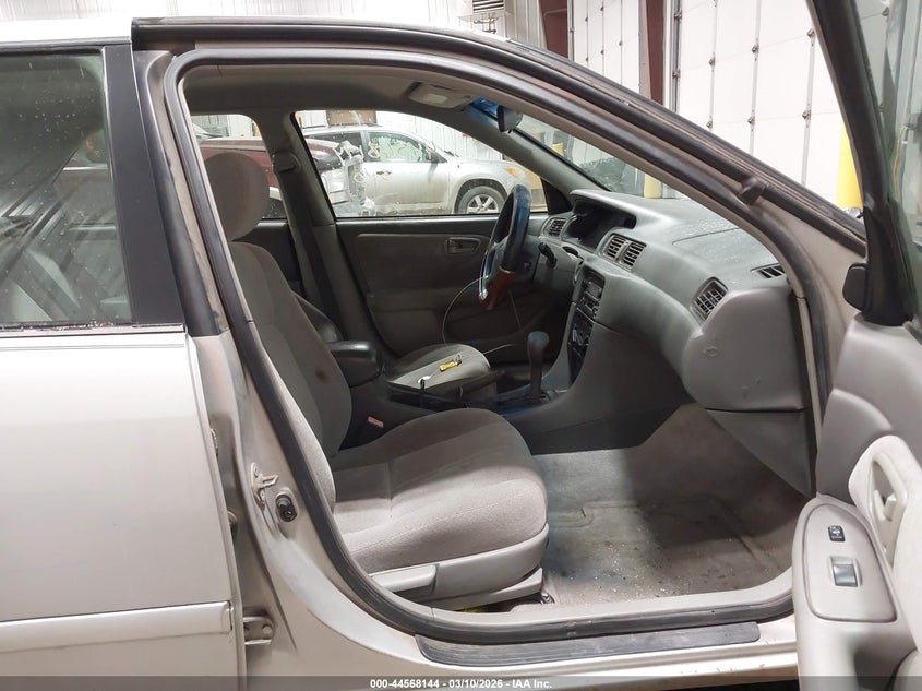 2000 Toyota Camry Le V6