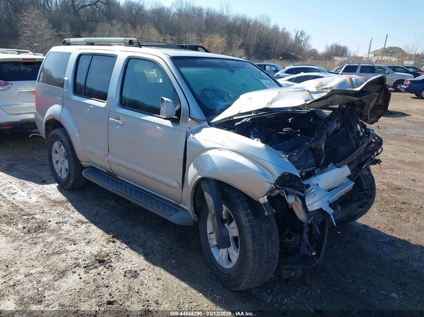 2006 Nissan Pathfinder Le