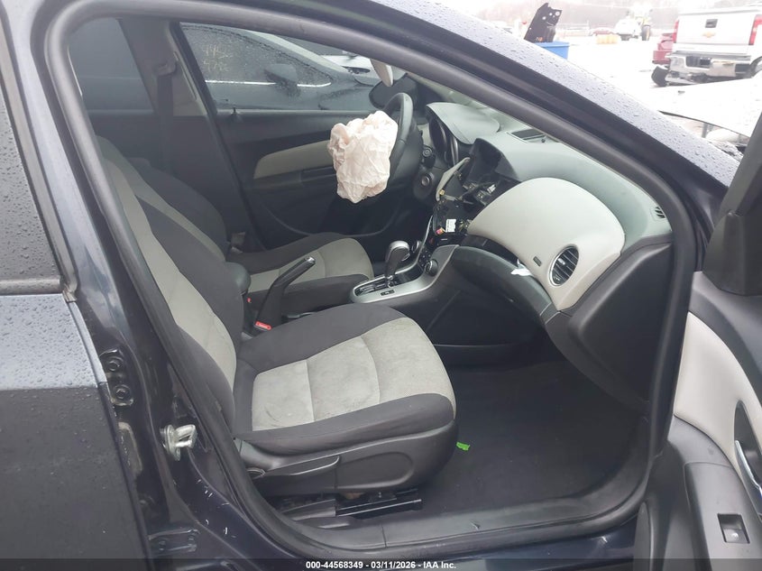 2014 Chevrolet Cruze Ls Auto