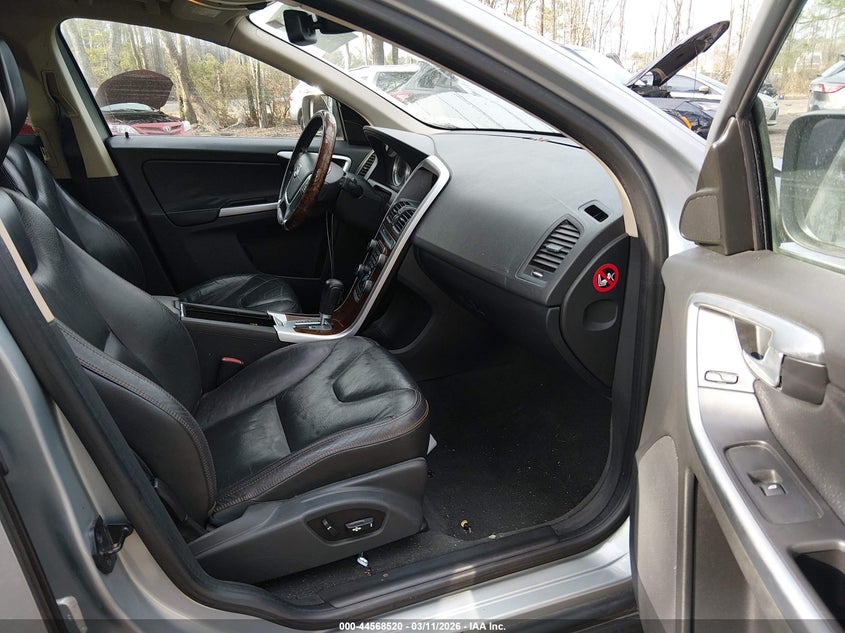 2012 Volvo Xc60 3.2 Premier