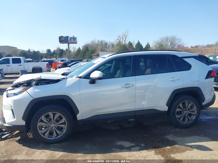 AtlanticExpress - Toyota RAV4 Hybrid