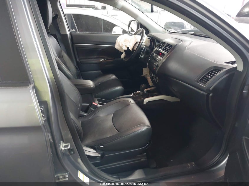 2011 Mitsubishi Outlander Sport Se