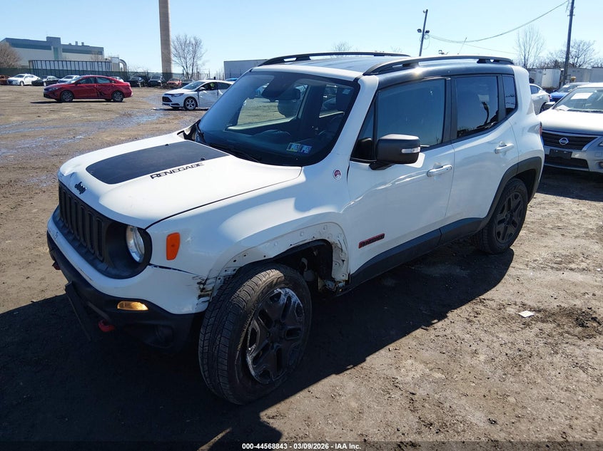 2016 Jeep Renegade Trailhawk