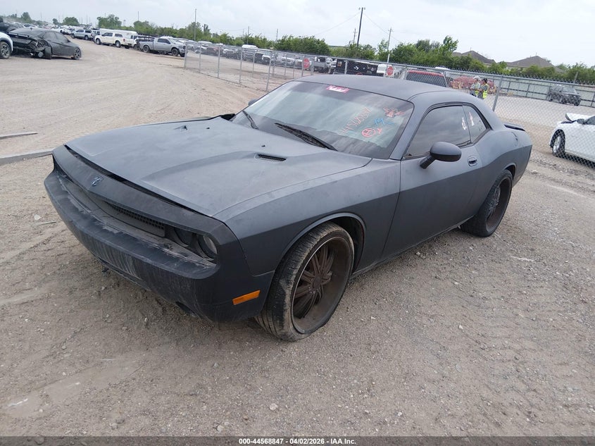 Vin: 2b3cj4dv7ah261289, lot: 45065727, dodge challenger se 20102