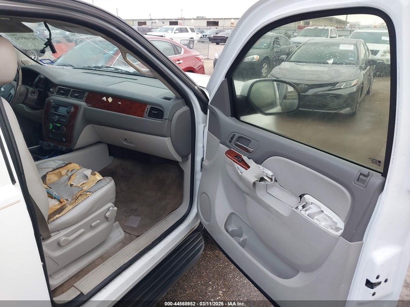 2013 Chevrolet Suburban 1500 Lt