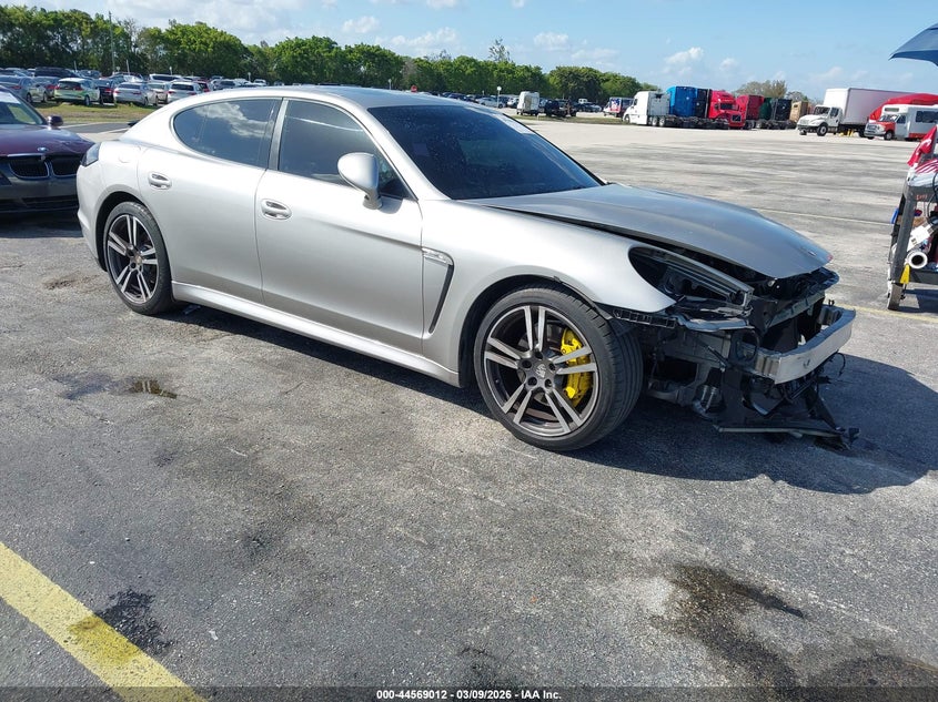 2012 Porsche Panamera 4