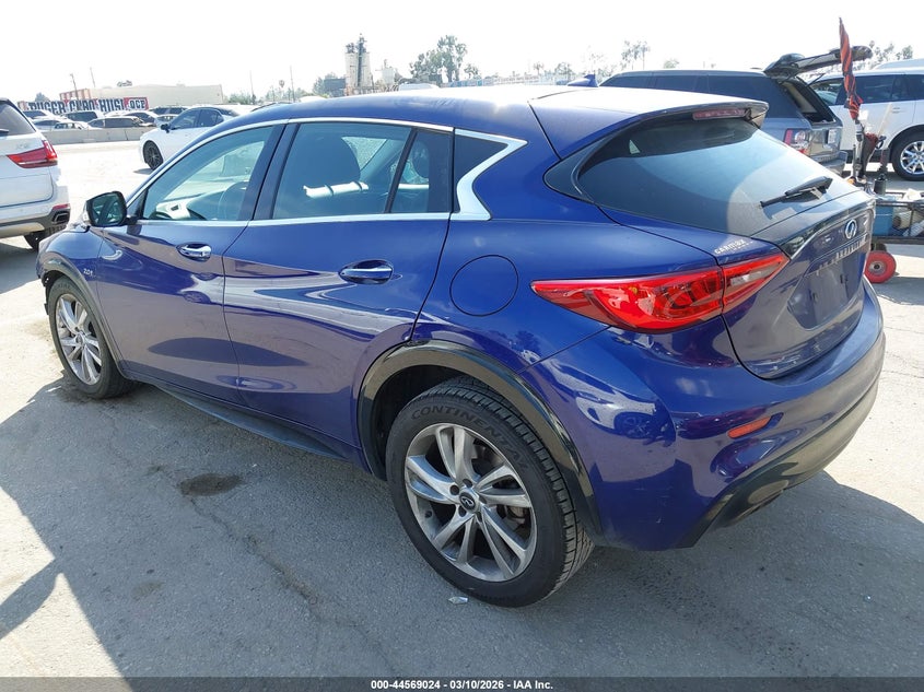 2018 INFINITI QX30 auction photo 3