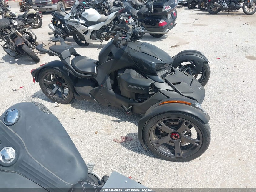 2019 CAN-AM/ BRP RYKER MOTO 3
