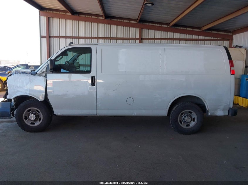 VIN 1GCWGAFP5L1268914 2020 CHEVROLET EXPRESS CARGO RWD 2500 REGULAR WHEELBASE WT