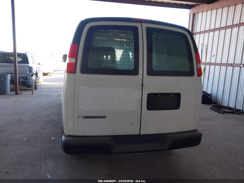 VIN 1GCWGAFP5L1268914 2020 CHEVROLET EXPRESS CARGO RWD 2500 REGULAR WHEELBASE WT