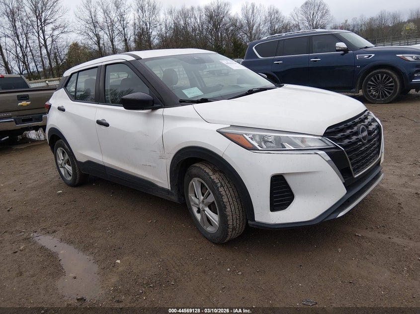 2022 Nissan Kicks S Xtronic Cvt