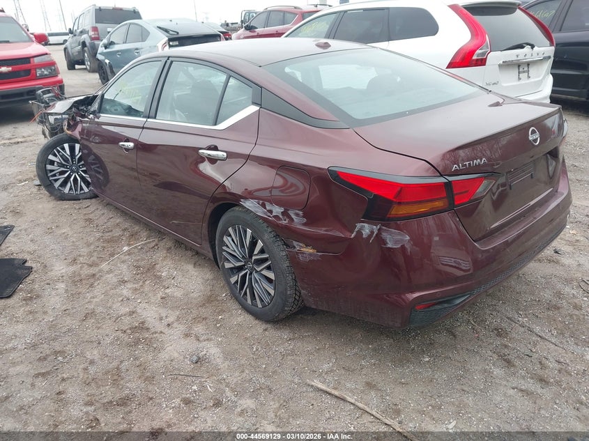 2024 Nissan Altima Sv Fwd