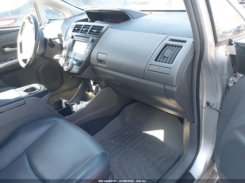 2013 Toyota Prius V Five