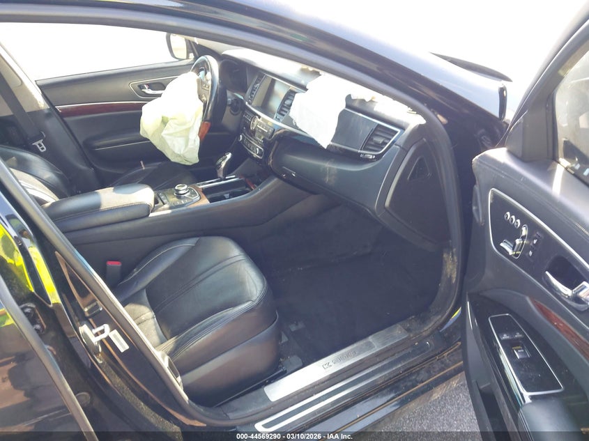 2015 Kia K900 Luxury