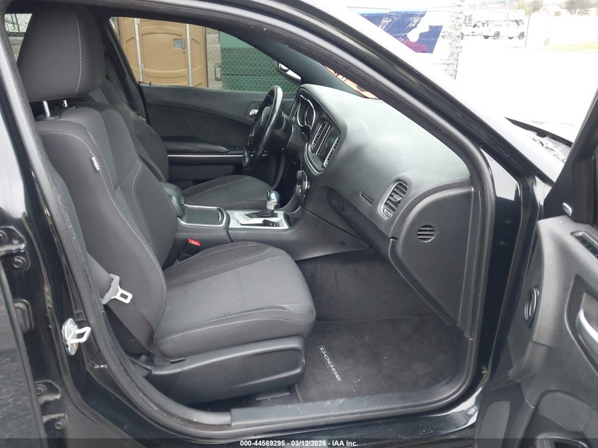 2015 Dodge Charger Sxt