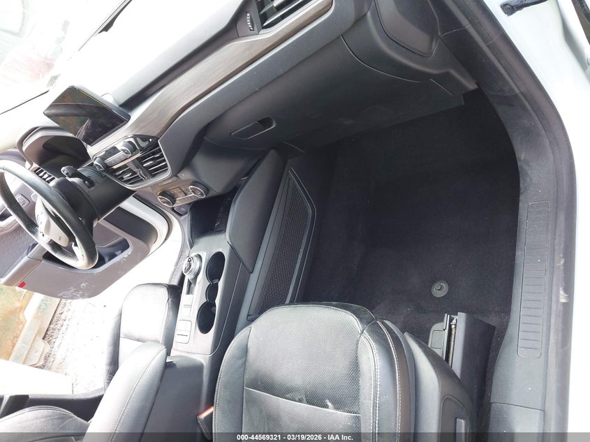 2020 Ford Escape Titanium Hybrid