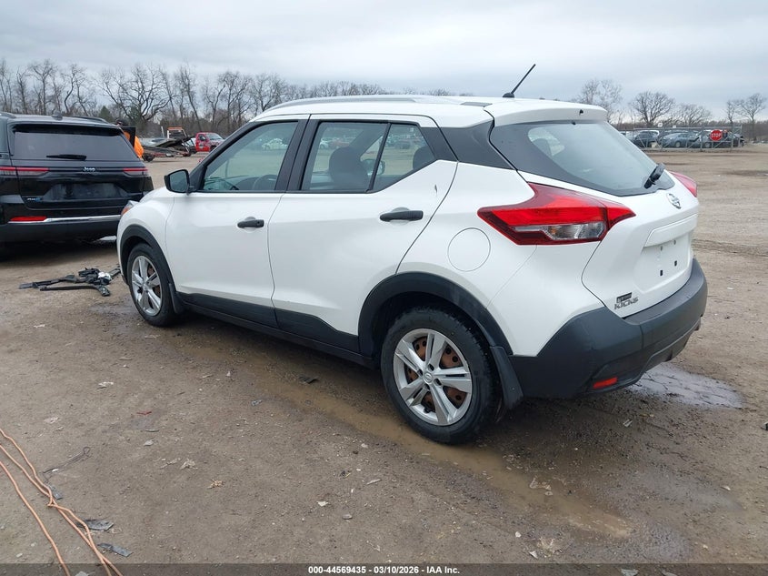 2018 Nissan Kicks S