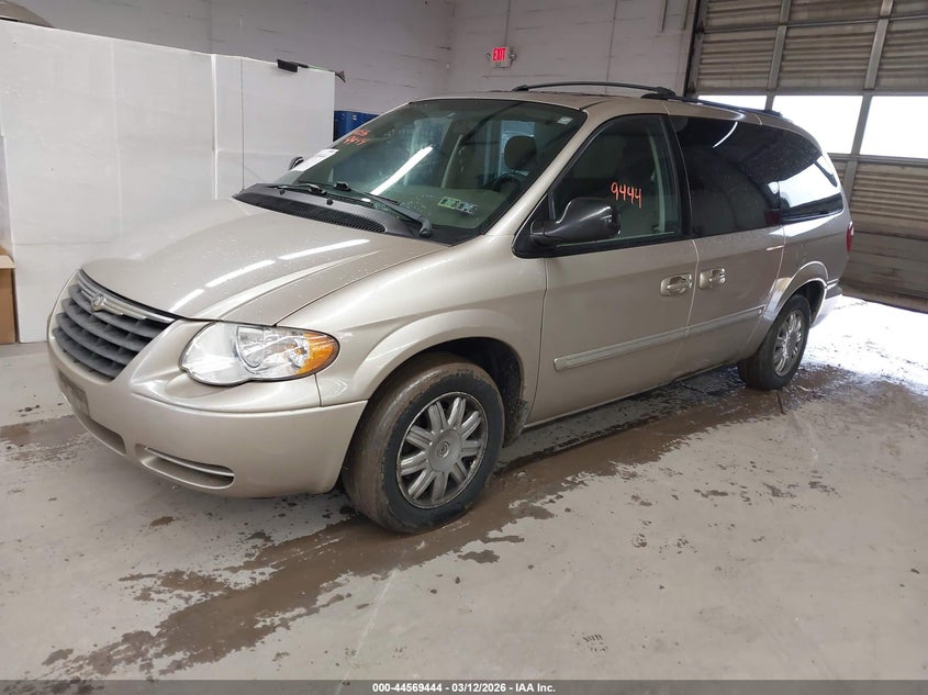 2007 Chrysler Town & Country Touring