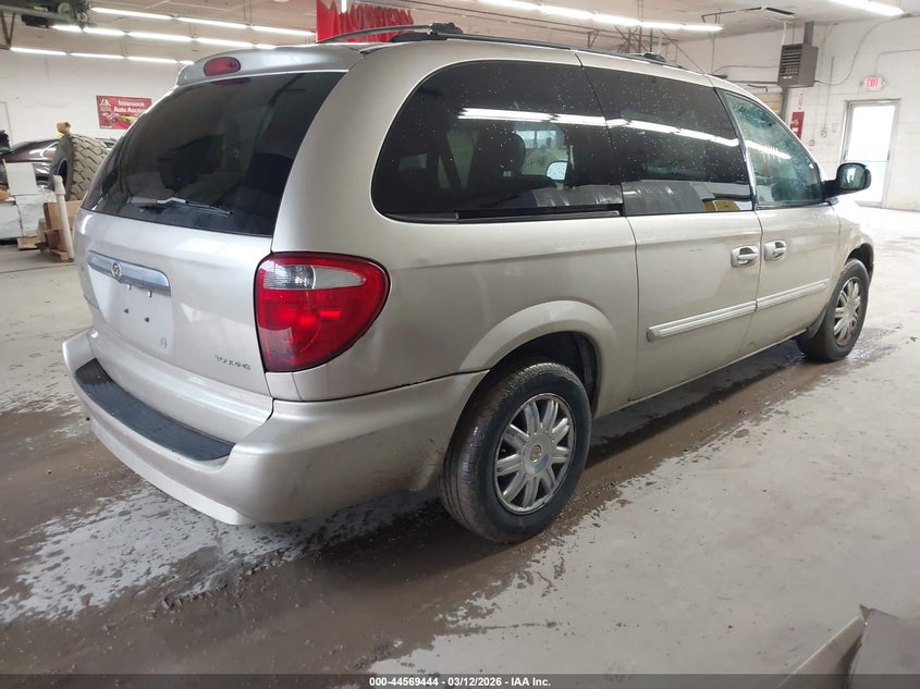 2007 Chrysler Town & Country Touring