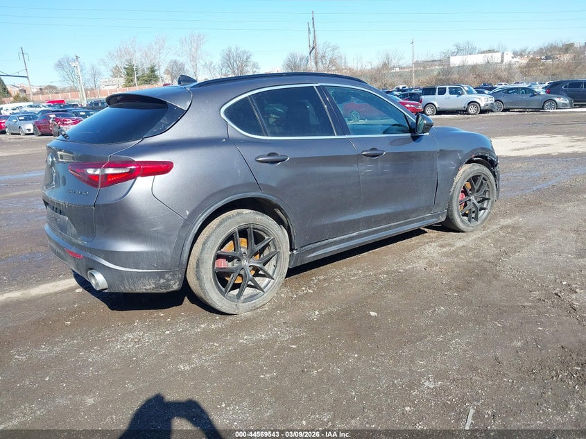 2021 Alfa Romeo Stelvio Ti Awd