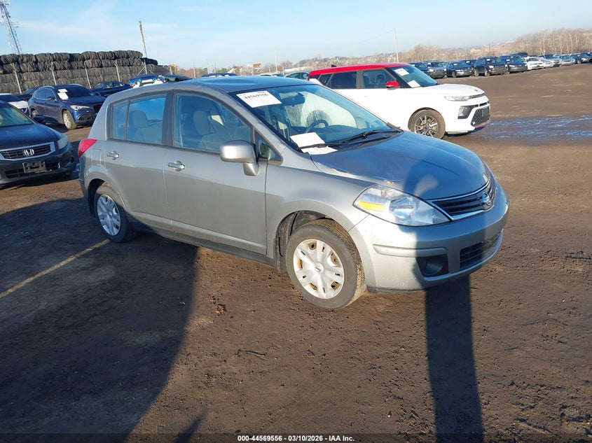 2011 Nissan Versa 1.8S