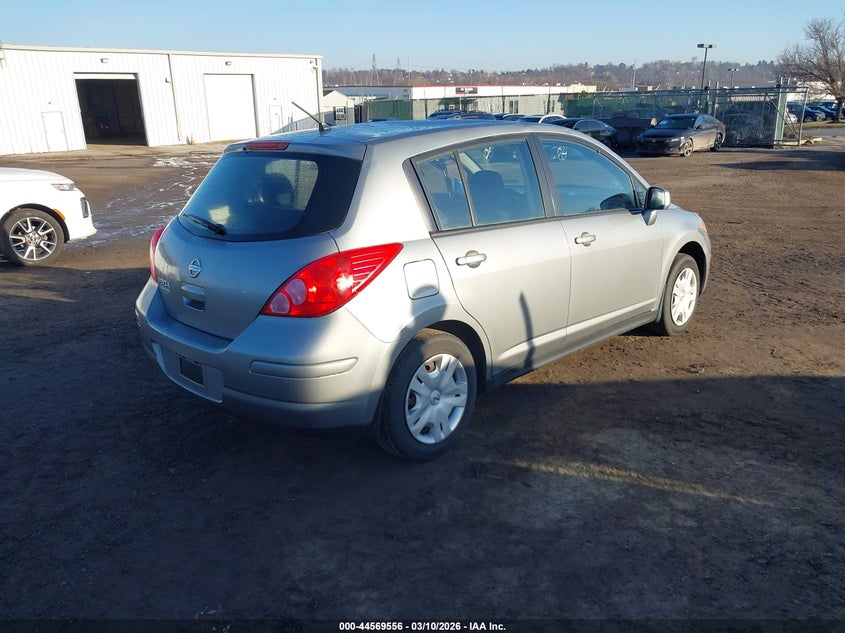 2011 Nissan Versa 1.8S