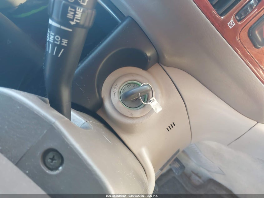 2002 Lexus Lx 470 VIN: JTJHT00WX23520574 Lot: 44569602