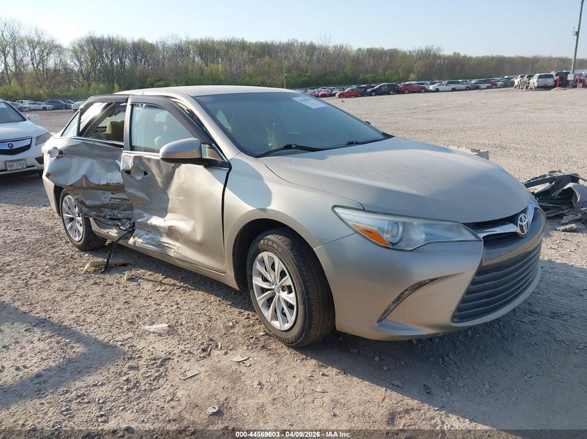 2016 Toyota Camry Le
