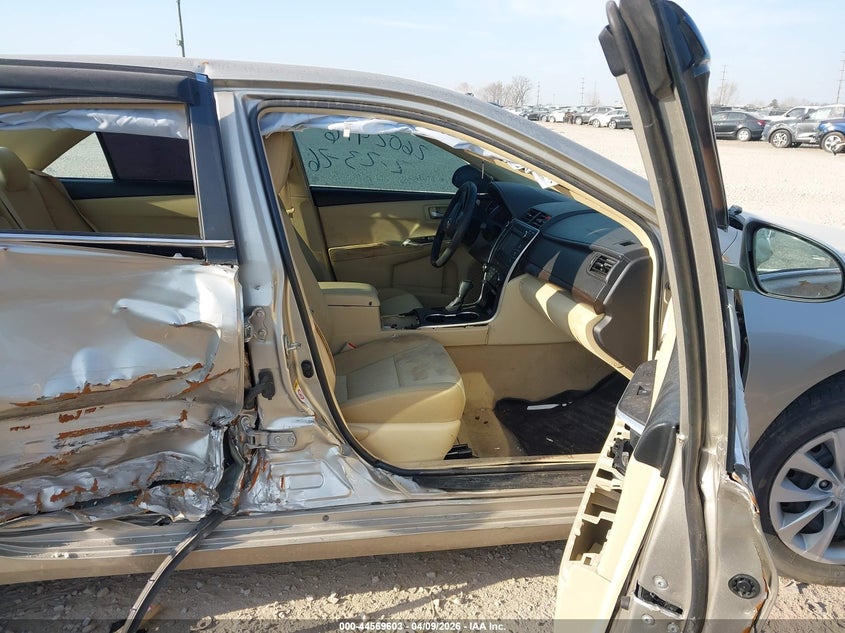 2016 Toyota Camry Le