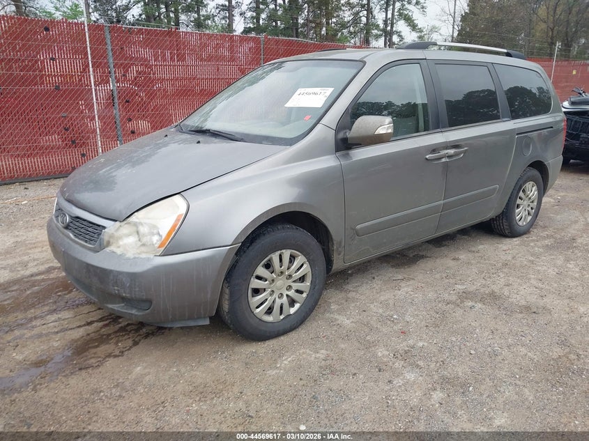 2011 Kia Sedona Lx