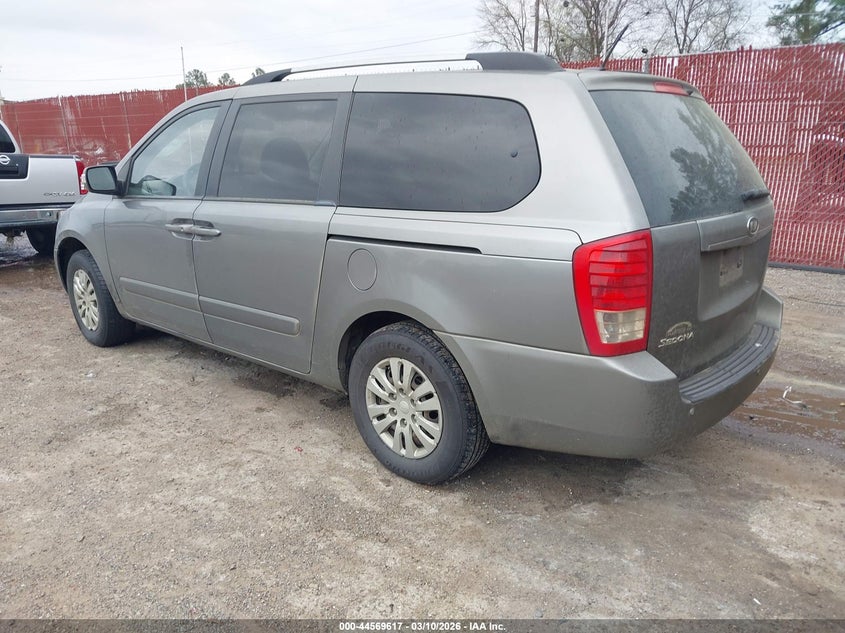 2011 Kia Sedona Lx