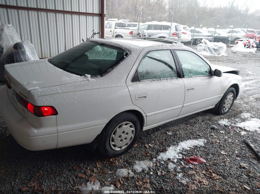 1999 Toyota Camry Le