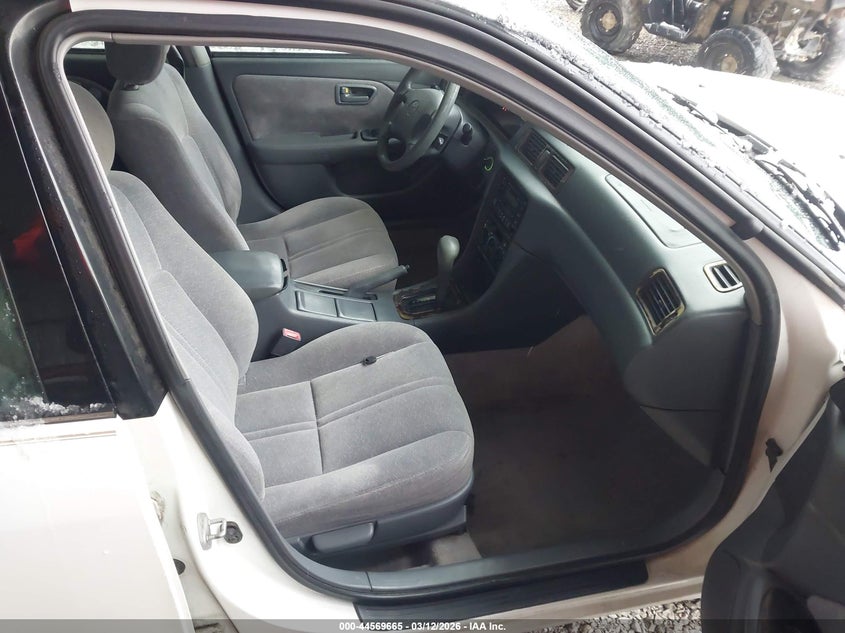 1999 Toyota Camry Le