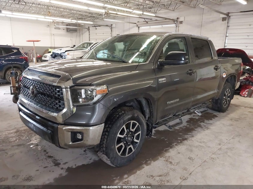 Vin: 5tfdy5f19jx685079, lot: 45066550, toyota tundra sr5 5.7l v8 20182