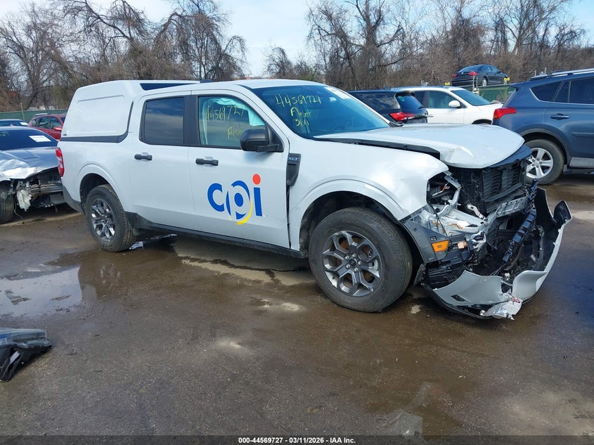 2025 FORD MAVERICK XLT