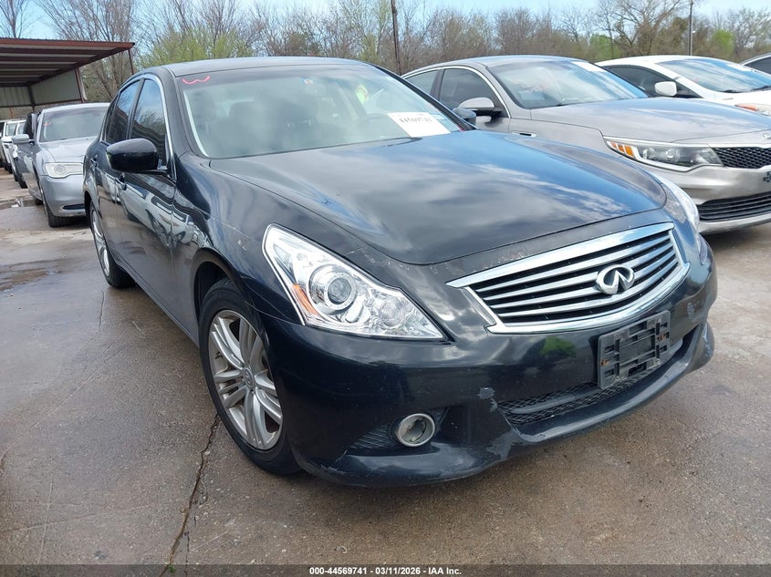 2012 INFINITI G37 JOURNEY