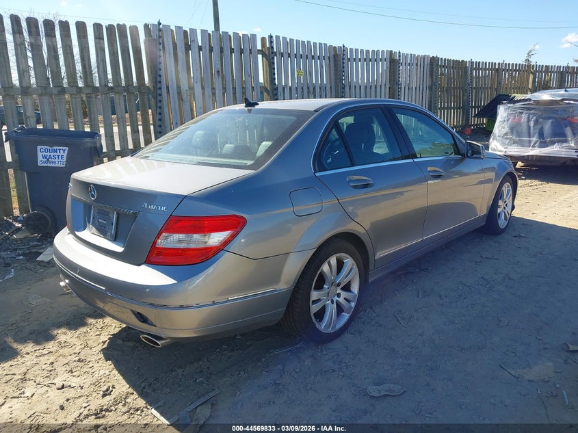 2010 Mercedes-Benz C 300 Luxury 4Matic/Sport 4Matic