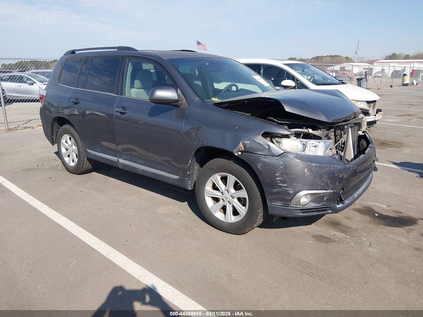 2011 Toyota Highlander Base V6