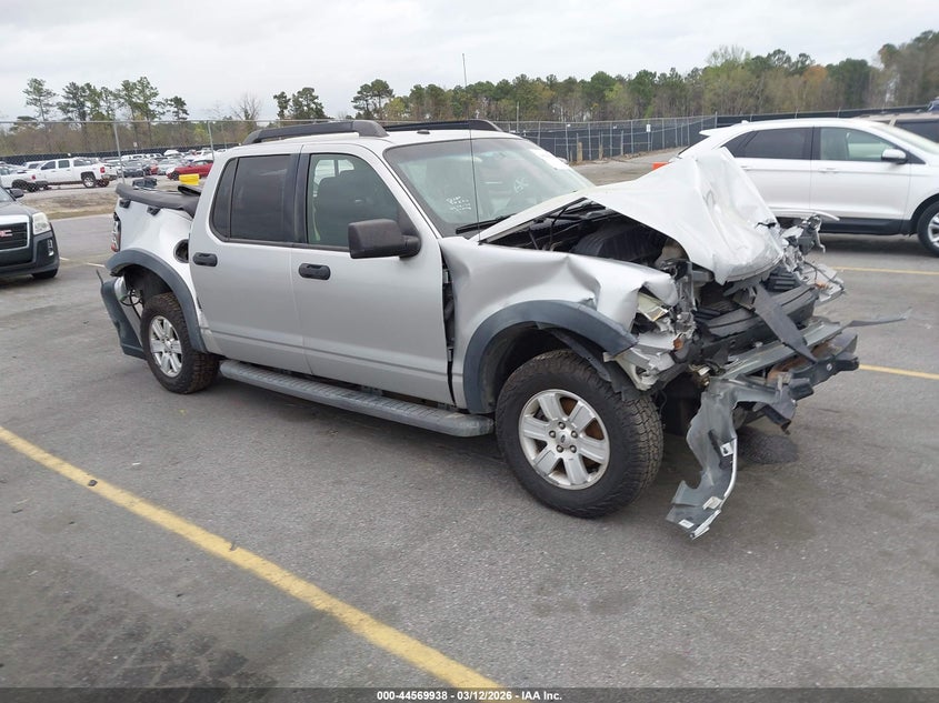 1FMEU3BE7AUF04944 FORD EXPLORER SPORT TRAC Photo 1