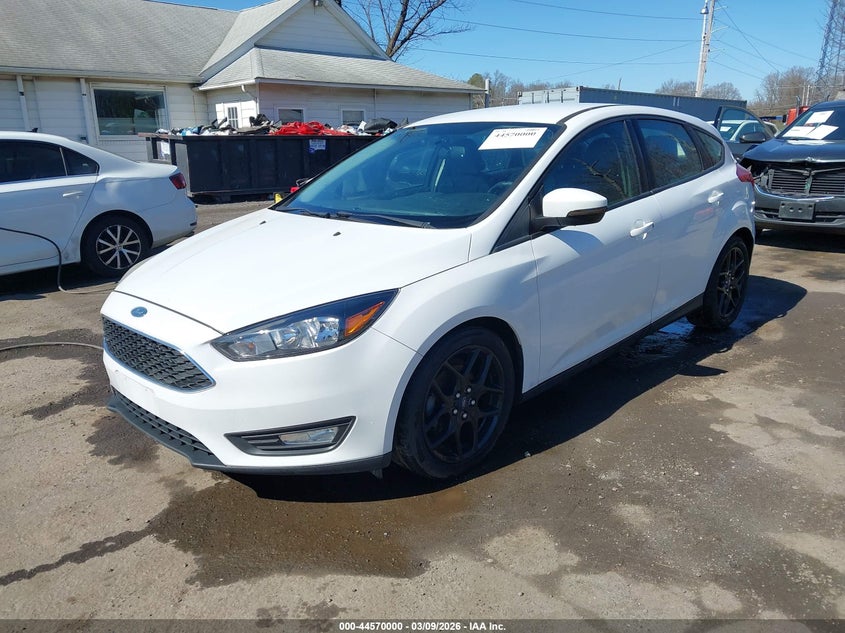 Vin: 1fadp3k26gl205558, lot: 45066880, ford focus se 20162