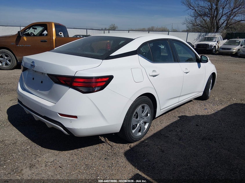 2022 Nissan Sentra S Xtronic Cvt