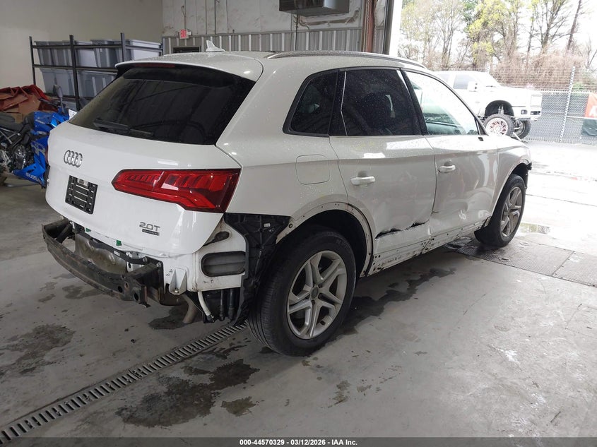 2018 Audi Q5 2.0T Premium/2.0T Tech Premium