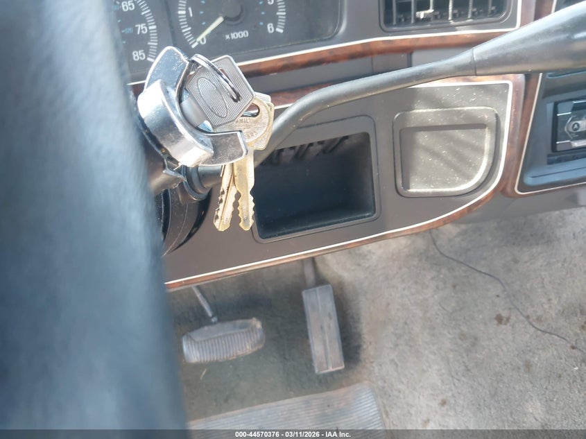 1990 Ford F150 VIN: 1FTDF15N5LNA15398 Lot: 44570376