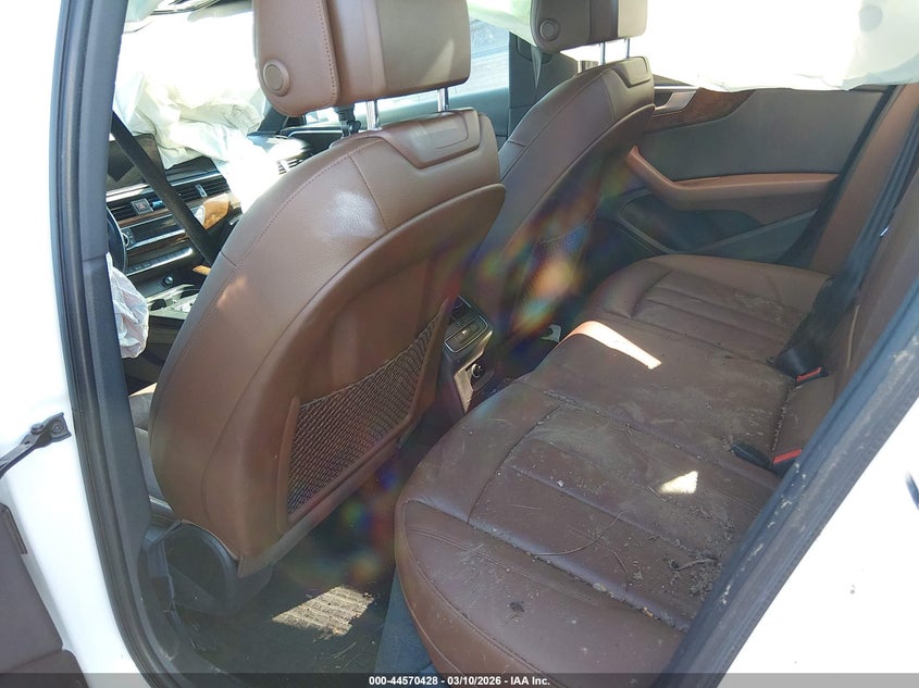 2017 AUDI A4 auction photo 8