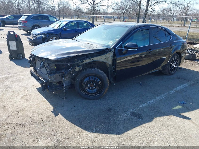2022 Toyota Camry Se Hybrid