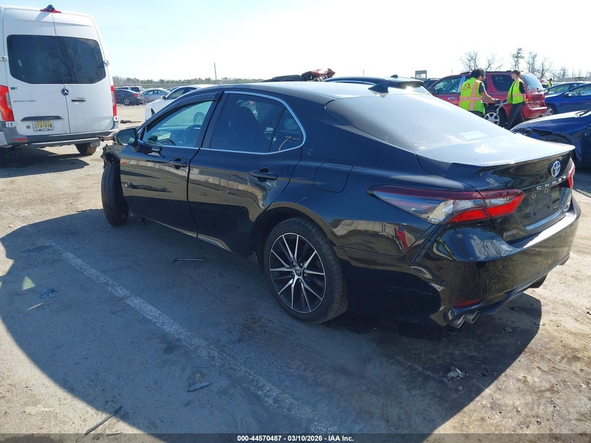2022 Toyota Camry Se Hybrid