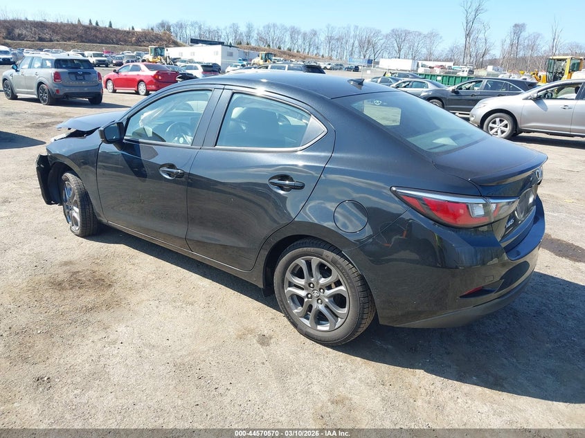 2019 Toyota Yaris Le