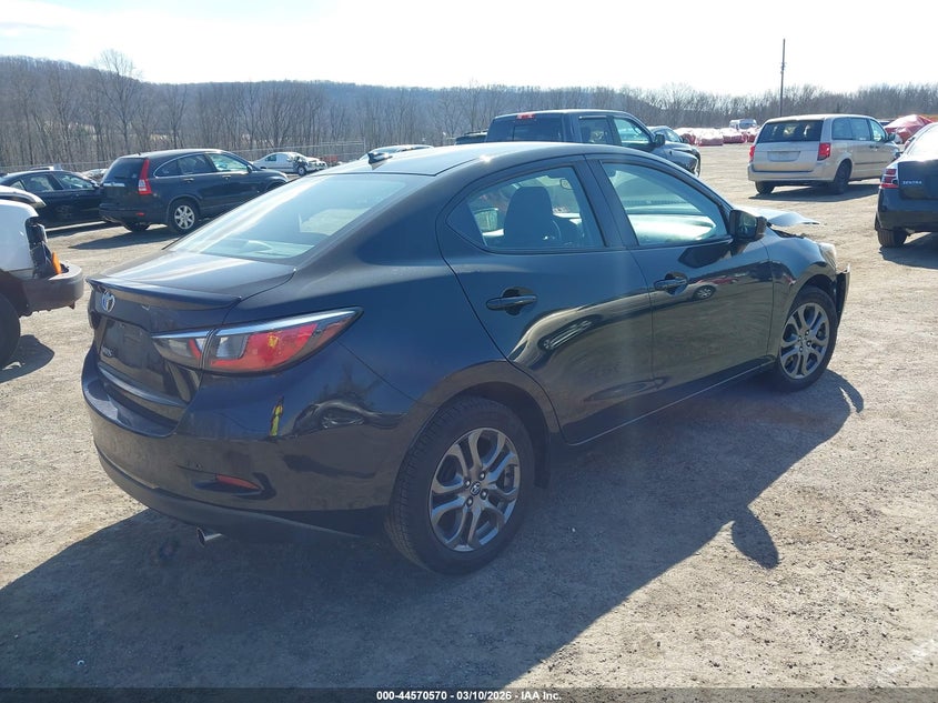 2019 Toyota Yaris Le