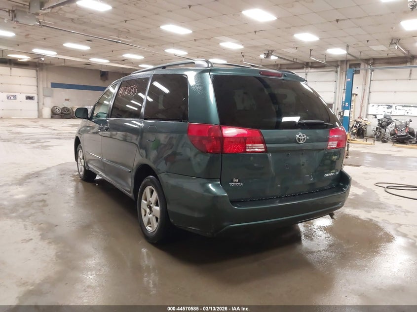 2004 Toyota Sienna Le